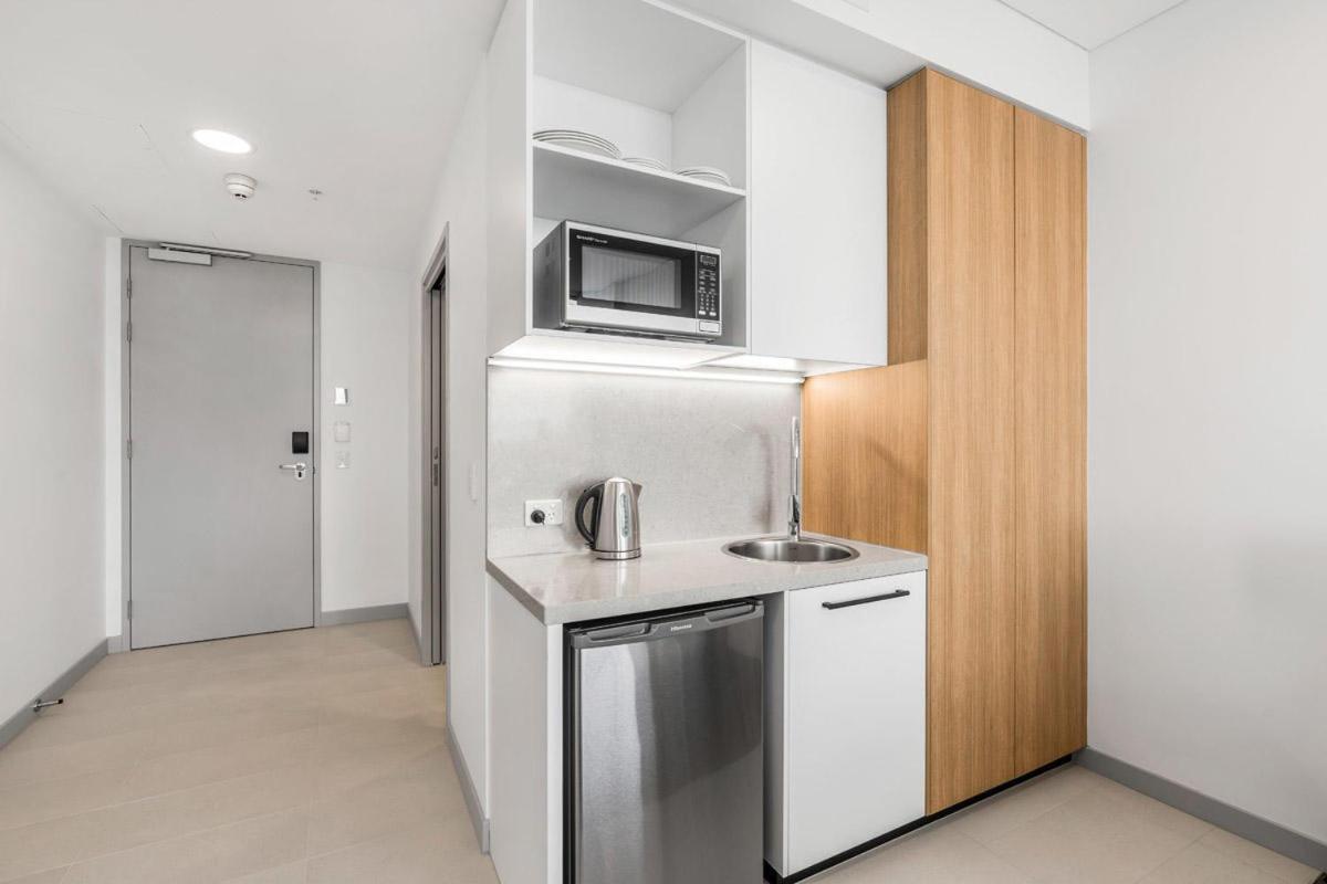Essence Suites Taringa Brisbane Exterior photo